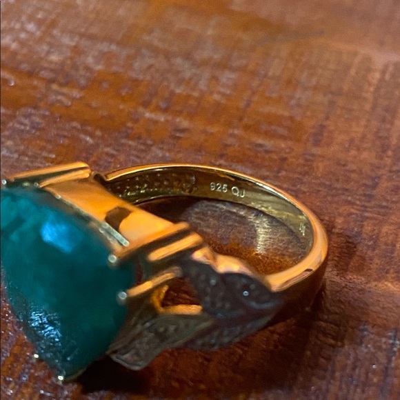 Emerald and Diamond Ring - Picture 5 of 14